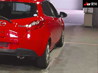 MAZDA DEMIO 2010