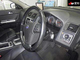 VOLVO V50 2012