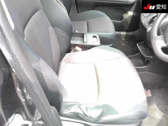 TOYOTA WISH 2013