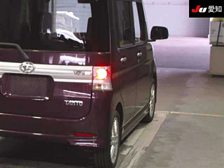 DAIHATSU TANTO 2012