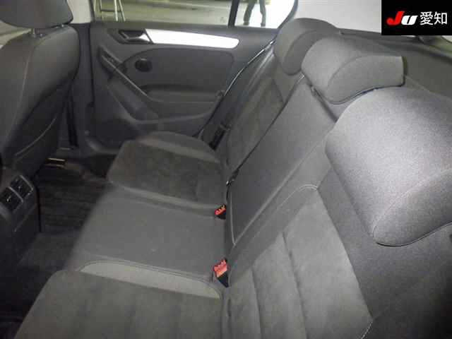 VOLKSWAGEN GOLF 2011