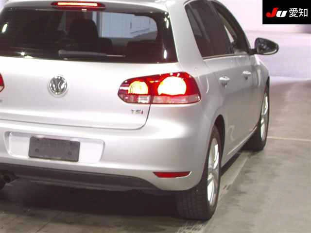 VOLKSWAGEN GOLF 2011