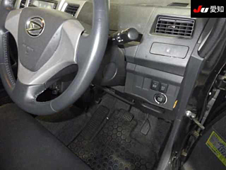 DAIHATSU MOVE 2012