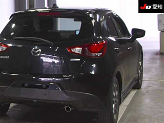 MAZDA DEMIO 2016