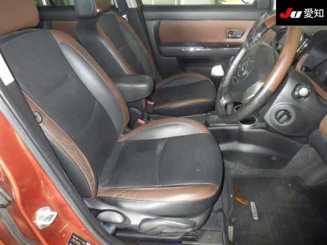 MAZDA VERISA 2010