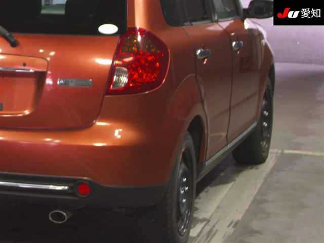 MAZDA VERISA 2010