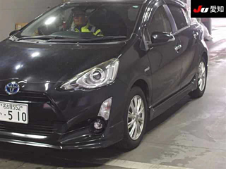 TOYOTA AQUA 2016