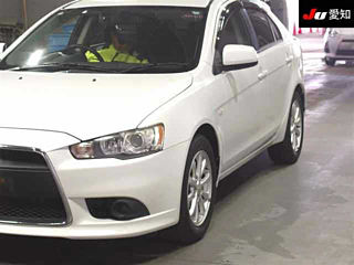 MITSUBISHI GALANT FORTIS 2010