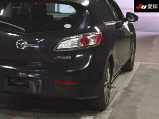 MAZDA AXELA 2010
