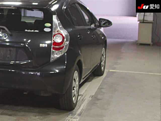 TOYOTA AQUA 2012