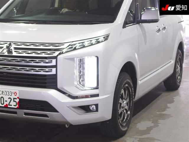 MITSUBISHI DELICA D5 2022