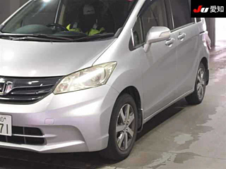 HONDA FREED 2012