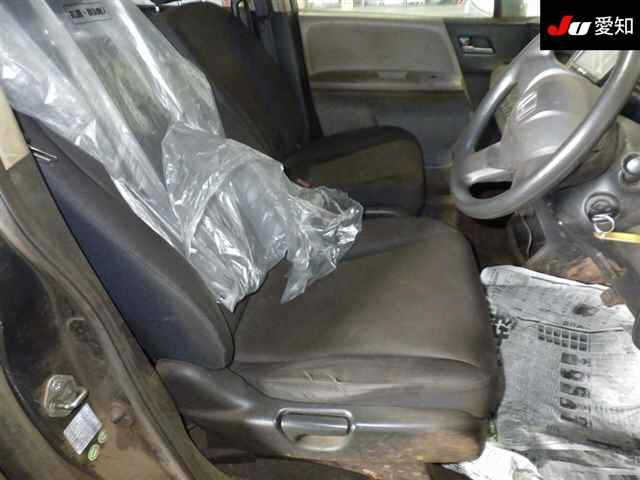 HONDA FREED 2009