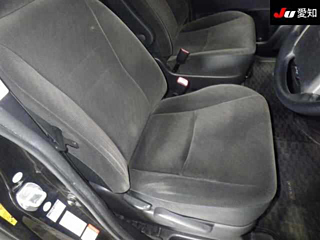 TOYOTA VOXY 2012