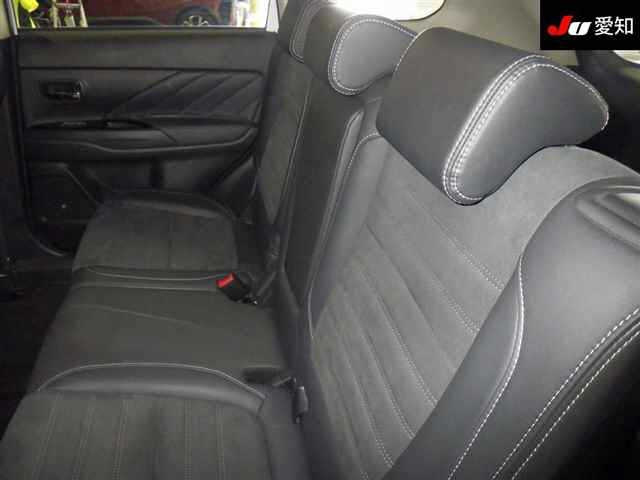 MITSUBISHI OUTLANDER PHEV 2017