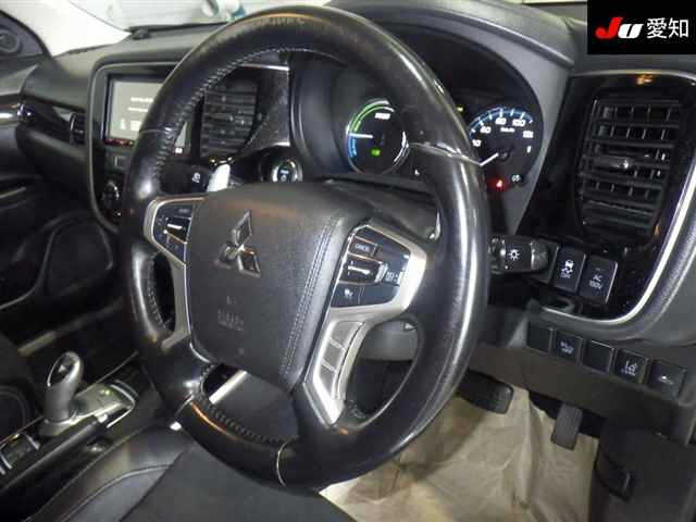 MITSUBISHI OUTLANDER PHEV 2017