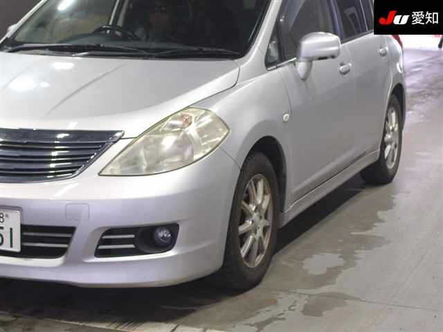 NISSAN TIIDA 2009