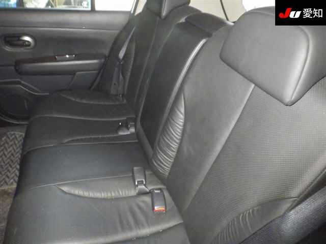 NISSAN TIIDA 2009
