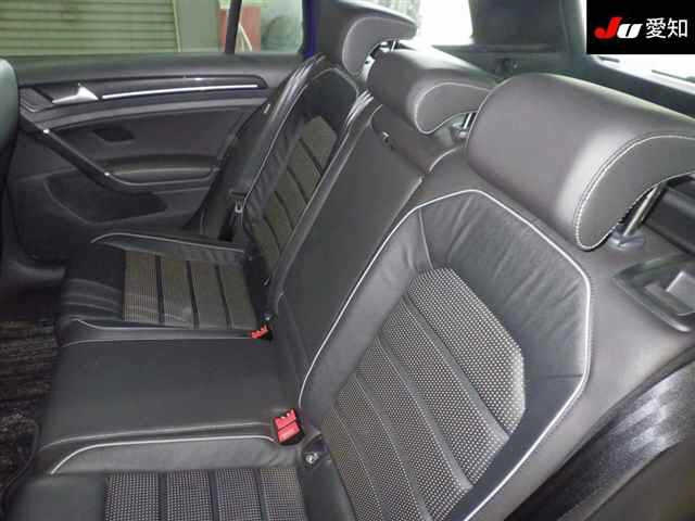 VOLKSWAGEN GOLF VARIANT 2017