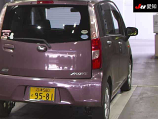 DAIHATSU MOVE 2011