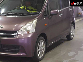 DAIHATSU MOVE 2011