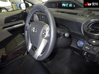 TOYOTA AQUA 2013