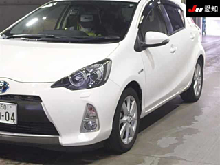 TOYOTA AQUA 2013