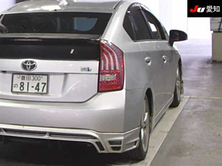 TOYOTA PRIUS 2011