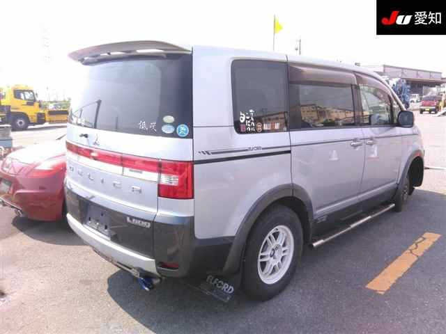 MITSUBISHI DELICA D5 2012