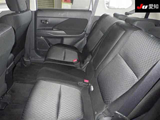 MITSUBISHI OUTLANDER 2013