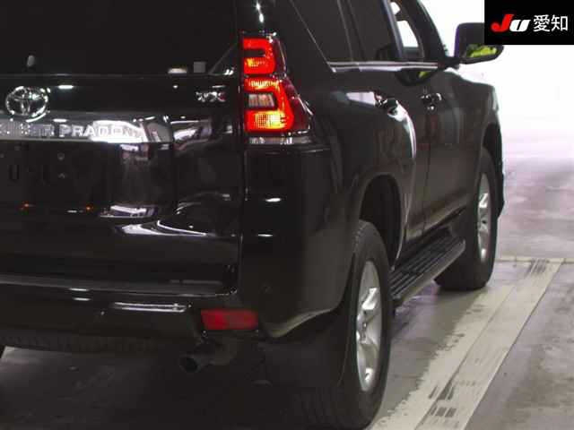 TOYOTA LAND CRUISER PRADO 2022