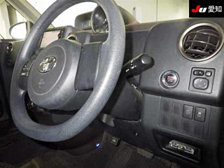 TOYOTA SPADE 2014