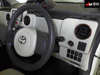 TOYOTA PORTE 2014