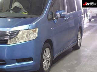 HONDA STEP WAGON 2010