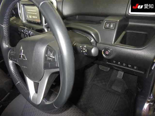 MITSUBISHI DELICA D2 2016