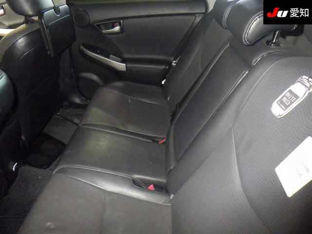 TOYOTA PRIUS PHV 2013