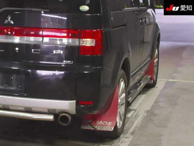 MITSUBISHI DELICA D5 2016