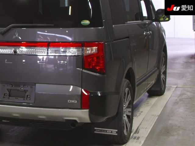 MITSUBISHI DELICA D5 2020