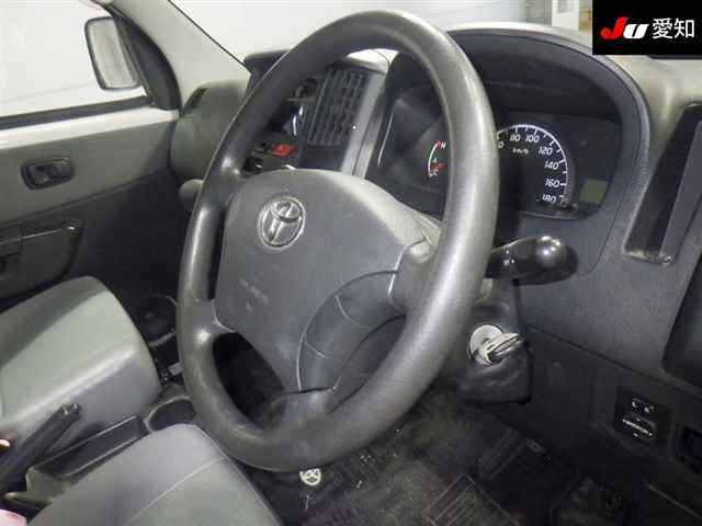 TOYOTA TOWN ACE VAN 2012