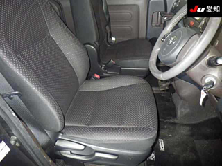 TOYOTA SPADE 2014