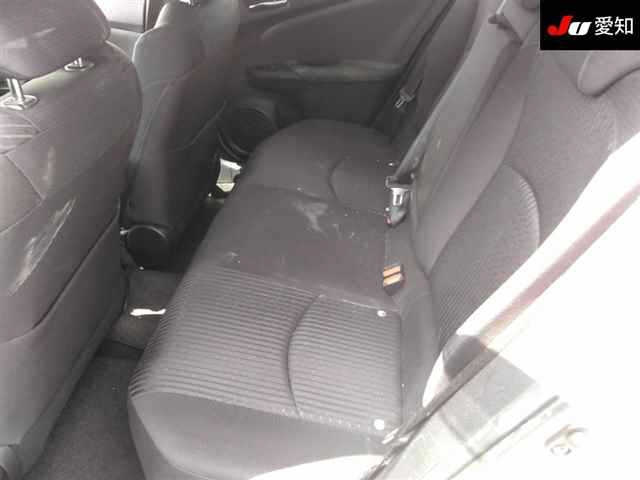 TOYOTA PRIUS 2016