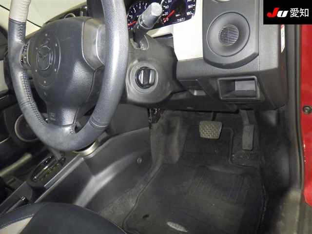 MAZDA VERISA 2012