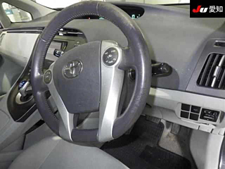 TOYOTA PRIUS 2011