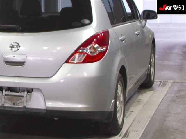 NISSAN TIIDA 2009
