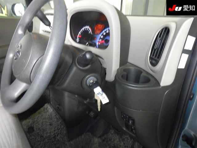 NISSAN CUBE 2010