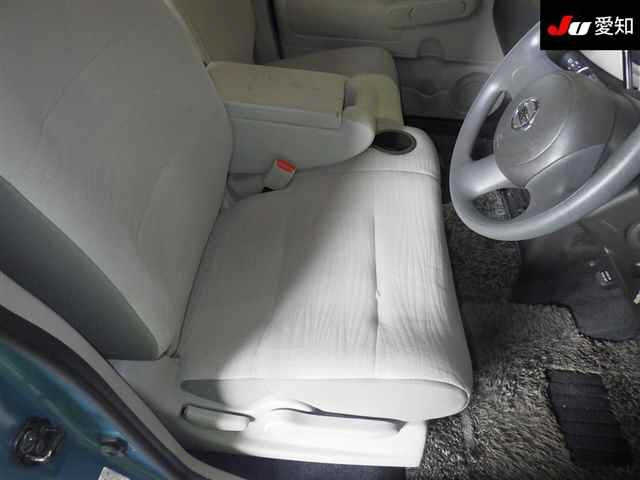 NISSAN CUBE 2010