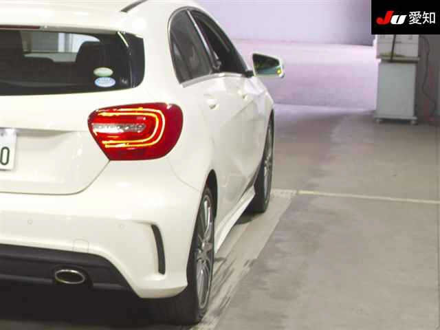 MERCEDES BENZ A CLASS 2015