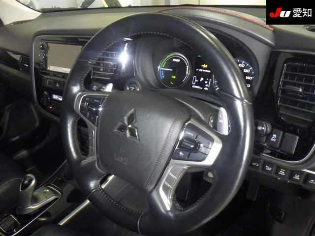 MITSUBISHI OUTLANDER PHEV 2017