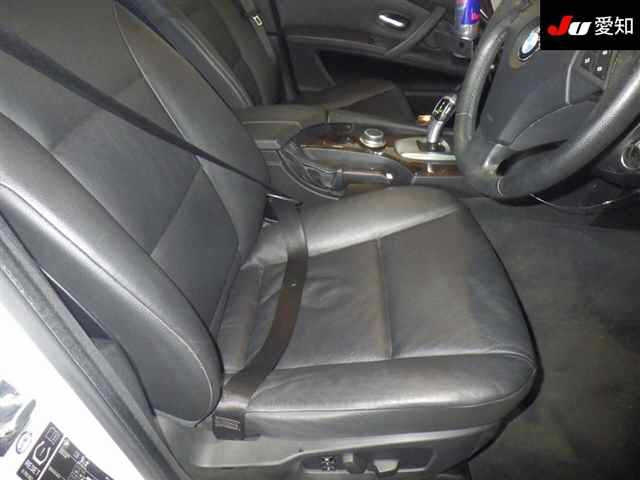 BMW 5 SERIES 2009