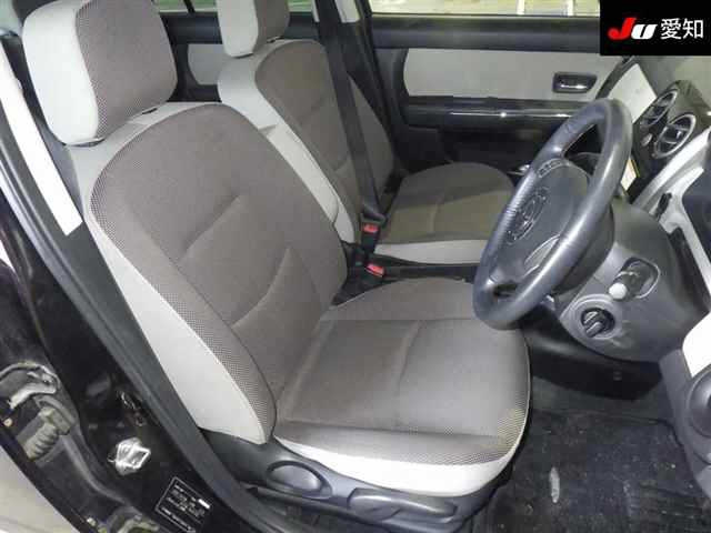 MAZDA VERISA 2012